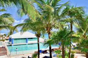 Solymar Condo Beach Resort by Casago